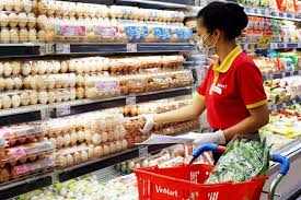 Theo thống kê của vietnam report, tính đến tháng 11/2017, vinmart và chuỗi cửa hàng con vinmart+ nằm top 2 nhà bán lẻ được người tiêu dùng quan tâm nhất và top 4 trên bảng xếp hạng 10 nhà bán lẻ uy tín năm. Vinmart Kinh Doanh NhÆ° Tháº¿ Nao Sau Ná»­a NÄƒm Vá» Tay Masan