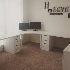 Now We Re Getting Fancy I Will Probably Never Leave This Room After It Is All Set Up Ikea Zuhause Buro Zimmer Schreibtisch Ecke