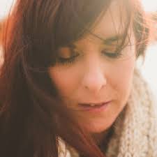 Victoria Hammond's Instagram, Twitter & Facebook