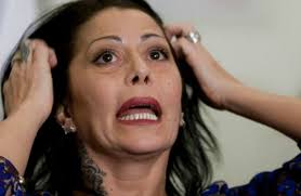 Join facebook to connect with alejandra guzman and others you may know. Alejandra Guzman Vuelve Al Quirofano Tras Cirugia Estetica