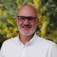 Louis Peacock's Instagram, Twitter & Facebook