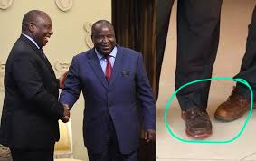 South africa's finance minister, tito mboweni, took to twitter on sunday to blast zambia's president's decision to remove that country's central bank head without explanation on saturday. President Cyril Ramaphosa Reprimands Minister Mboweni Over Tweets On Zambia Za News Online