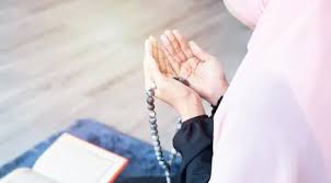 Puasa ramadan termasuk dalam rukun islam, dan menjadi kewajiban setiap muslim yang mukallaf. Panduan Tata Cara Puasa Ganti Qadha Ramadan Beserta Bacaan Niat Dan Doanya Lifestyle Fimela Com
