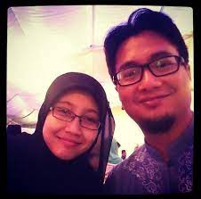 Cake is a form of food that is usually sweet and often baked. Doctor Dies In Accident Due To Fatigue