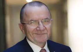 Gimnazjum w Ćmińsku