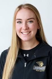 Emma Leach's Instagram, Twitter & Facebook