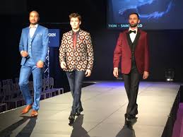 Une offre complète de voitures de mariage. Costume Ethnique Defile Au Salon Du Mariage Rennes Veste Ethnique Bordeaux Bleu Costume Wax Costume Ethnique Salon Du Mariage Costume