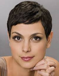 Morena Baccarin Pixie Haircut Tumblr B Jpg 500 634 Very Short Hair Short Hair Styles Pixie Pixie Haircut