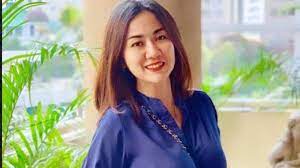 Jun 14, 2021 · tak hanya seksi dan cantik, tante ernie juga sangat piawai dalam memadupadankan fashion. Disebut Tante Pemersatu Bangsa Oleh Netizen Indonesia Siapa Ernie Judojono Tribunnews Com Mobile