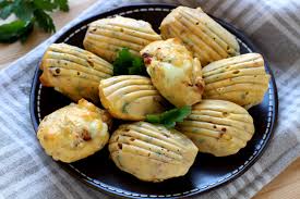Recette Madeleines Salees Au Chabichou 750g Recette Recette Madeleine Salee Madeleine Salee Repas Dinatoire