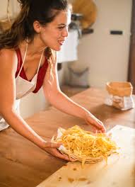 There are multiple videos in the ultimate cookery course lineup, so find something that sounds good to you and get cooking! Best Online Cooking Classes Videos To Learn From Home