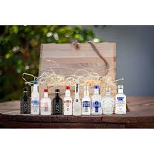 Gorbatschow wodka 0,7l von wodka gorbatschow weltweit liefern lassen. Die Probierkiste Wodka Verkostungsset Vodka Geschenkset Wodkara 58 00