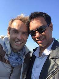 20 ans femme de ménage a la maison / des ménages à la maison deux (02) fois par semaine personne non intéressée. Damien Thevenot Et Moi Tous Les Autographes Lors Des Rencontres Ou Pas