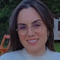 Vivian Eckert's Instagram, Twitter & Facebook