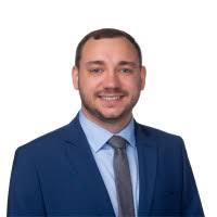 5500+ profilů „Neary“