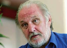 Fakultetsko obrazovanje medicinskih sestara, Informatizacija: Trebamo  sveučilište sa srcem