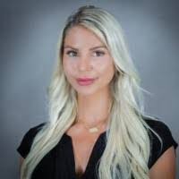 Lynne Maclean's Instagram, Twitter & Facebook