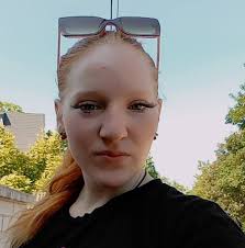 Laura Darroch in people