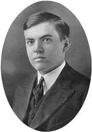 Arthur Spicer's Instagram, Twitter & Facebook