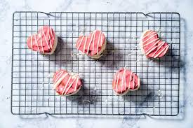 Since we are having a terrible april snowstorm anyway, it is nice to focus on keto chocolate cake rather than all the snow! Valentine S Day Mini Strawberry Heart Cakes With Greek Yogurt Frosting