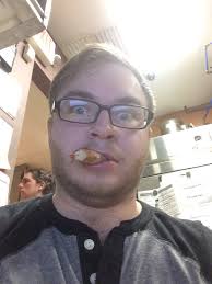 Henry Messinger (@NoFrownHTown)