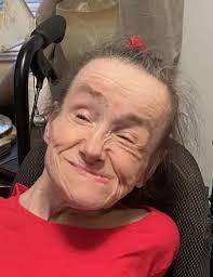 Marilyn Zeller's Instagram, Twitter & Facebook