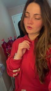 Daisy Pullen's Instagram, Twitter & Facebook