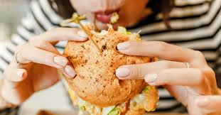 لماذا أتغوط بعد تناول الطعام مباشرة هل هناك مشكلة صحية أنا أصدق العلم