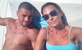 Marco costa on wn network delivers the latest videos and editable pages for news & events, including entertainment, music, sports, science and more, sign up and share your playlists. Marco Costa Comemora 29Âº Aniversario Em Formentera Com Amigos E Vanessa Martins Holofote