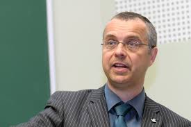 2016 Lifetime Achievement Award Recipient