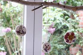 Raus In Die Natur Basteln Mit Naturmaterialien Salzteig Mandalas Lavendelblog Basteln Mit Naturmaterialien Naturmaterialien Basteln Mit Naturmaterialien Sommer