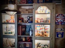Un comptoir sur lequel on s'accoude pour boire un p'tit noir, des tables en bois patiné par le temps où trônent vaisselle à motifs et verres ballons, une odeur de bœuf mode dans l'air ? L Epicerie Strassburg Petite France Nord Est Menu Preise Restaurant Bewertungen Tripadvisor
