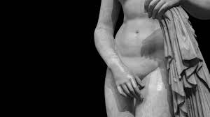 The Difference Between Trashy and Tasteful Nude Art | Lifehacker