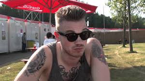 I wanted to go to my grandfather's birthday. Gers Pardoel Interview Deel 1 Youtube