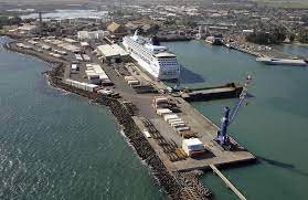 It was expected that the broward county commission in fort lauderdale would vote on whether to allow the zaandam and rotterdam ships to dock, but sources say a deal has been reached and that it's unclear if the ships will be allowed to come to shore or if passengers will be ferried to land. Kahului Maui Island Hawaii Cruise Port Schedule Cruisemapper