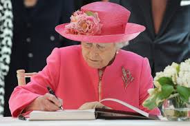 Queen — killer queen (greatest hits in japan 2020). Queen Elizabeth Sendet Eine Nachricht An Archie Gala De