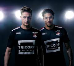 4.3 out of 5 stars 18. Willem Ii Uitshirt 2017 2018 Voetbalshirts Com