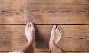 Ce sont les lois constitutionnelles qui seront par nos tribunaux suivies. Adultes Comme Enfants Nous Devrions Tous Marcher Pieds Nus Voici Pourquoi Neozone