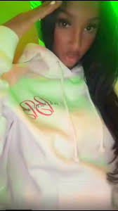 Lin Bernice Burgos ‎‏ הוסיף/הוסיפה...