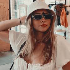 Welcome In 2020 Icon Sarah Model