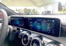 Se trata por ende de una mecánica con una potencia máxima de 156cv, con alimentación. Mercedes Benz Clase A 2019 Caracteristicas Equipamiento Y Precio En Colombia