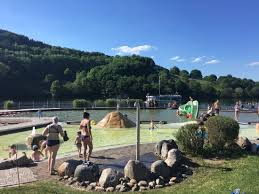 Rurtalsperre und wildpark sind um die ecke, viele möglichkeiten zum wandern oder spazieren gehen. Naturerlebnisbad Einruhr Simmerath 2021 All You Need To Know Before You Go With Photos Tripadvisor
