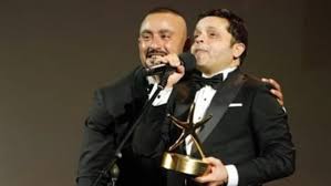 الاثنين, 07 يونيو 2021 01:37. Ø¨ÙƒØ§Ø¡ ÙˆÙØ±Ø­Ø© ØªÙØ§ØµÙŠÙ„ ØªÙƒØ±ÙŠÙ… Ø£Ø­Ù…Ø¯ Ø§Ù„Ø³Ù‚Ø§ Ù„Ù€ Ù…Ø­Ù…Ø¯ Ù‡Ù†ÙŠØ¯ÙŠ ÙÙŠ Ø­ÙÙ„ Ø®ØªØ§Ù… Ù…Ù‡Ø±Ø¬Ø§Ù† Ø§Ù„Ø¬ÙˆÙ†Ø© ÙÙŠØ¯ÙŠÙˆ Ø£Ù‡Ù„ Ù…ØµØ±