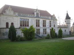 Chateau De Septmonts Le Chateau Fort De Septmonts Chateau France Chateau Le Manoir