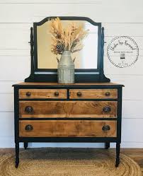 Antique Dresser Makeover Also See How I Removed Yucky Veneer On The Blog Vintage Dresser Makeover Diy Dresser Upcycled Furniture