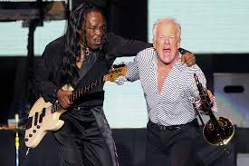 Many talented musicians have performed with earth, wind & fire between 2000 and the present… greg moore: Earth Wind Fire And Chicago Talk Heart And Soul Tour Before Atlanta Stop