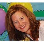 Angela Sumrall's Instagram, Twitter & Facebook