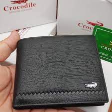 Memiliki ukuran dimensi 11 cm x 8 cm, dompet ini memilki jenis bifold yang sangat nyaman untuk dimasukkan ke saku celana. Crocodile Ed Kulit Asli Dompet Pria Black C360 12 Terbaru Agustus 2021 Harga Murah Kualitas Terjamin Blibli