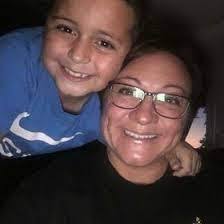 Danielle Credeur's Instagram, Twitter & Facebook