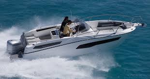 In addition to covering the ski boat and runabout markets for boats.com, he regularly writes and shoots for boattrader.com. Karnic Powerboats Home